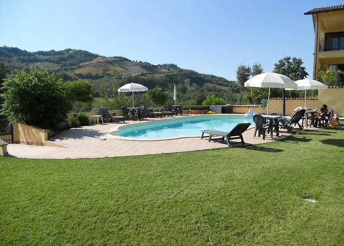 ファームステイ La Selva ノチェーラ・ウンブラ