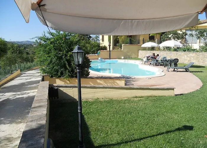 ファームステイ La Selva ノチェーラ・ウンブラ